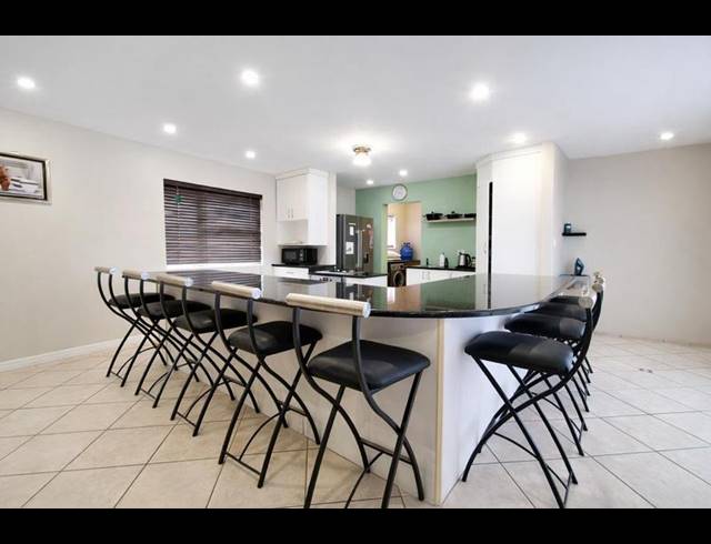 3 BEDROOM PROPERTY TO RENT IN FAERIE GLEN